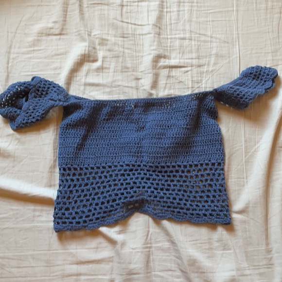 Charlotte Russe blue crop top - Picture 2 of 2